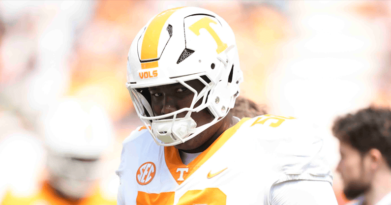 LSU is hosting a pair of SEC OL transfers on Thursday (Photo: © Caitie McMekin/News Sentinel / USA TODAY NETWORK via Imagn Images)